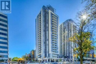 Building Photo - 5793-5793 Yonge St