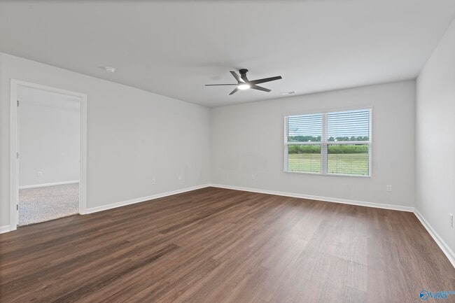 Building Photo - 153 Ozy Dr