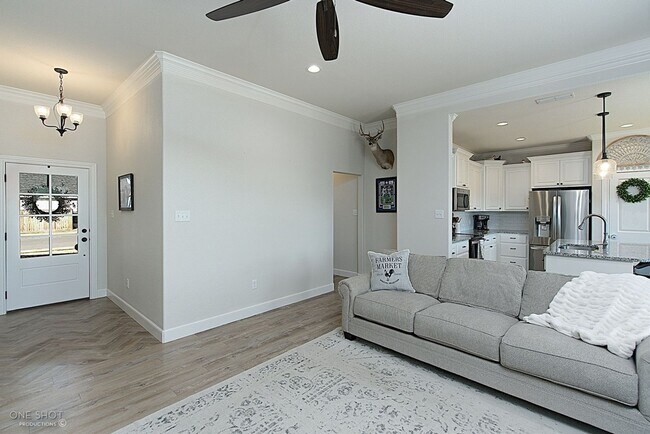 Building Photo - 7313 Wildflower Wy