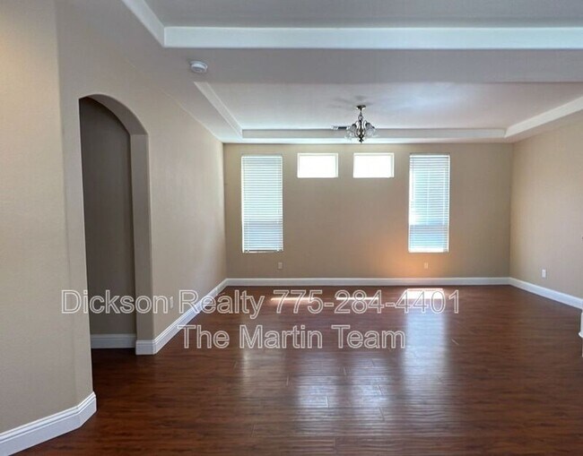 Foto del edificio - 2663 Chaucer St