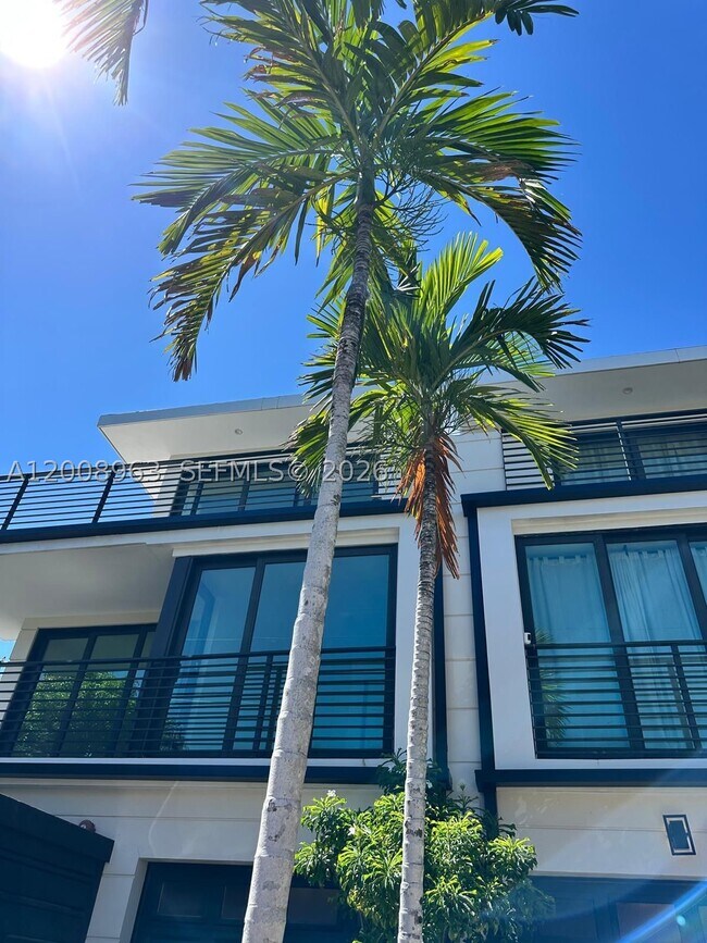 Foto del edificio - 722 NE 15th Ave