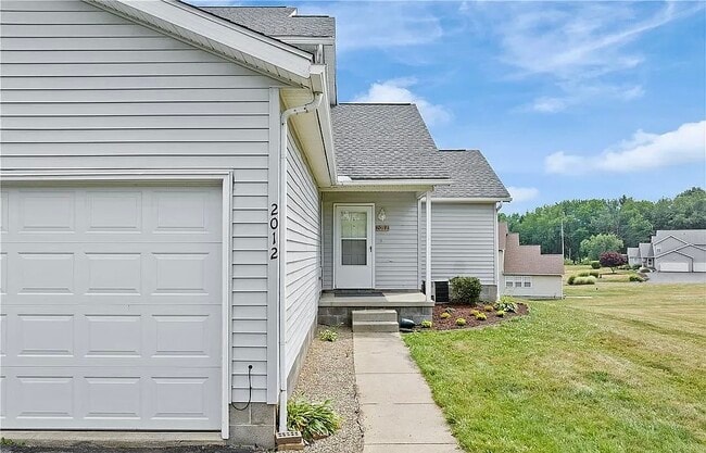 Foto del edificio - 2012 Rolling Meadows Ln