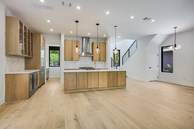 Foto del edificio - 4515 Jinx Ave