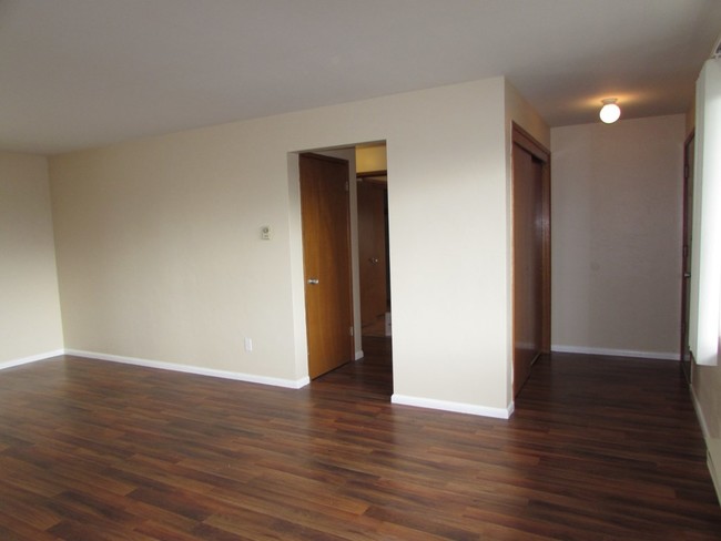 Foto del edificio - Apartment in West Seattle