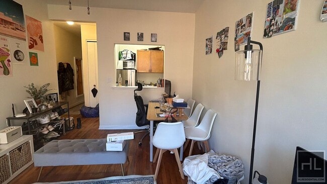 Foto del edificio - 326 W 83rd St