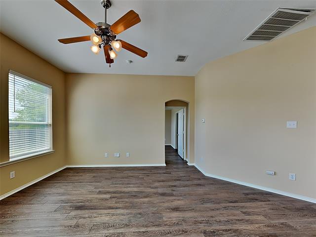 Foto del edificio - 645 Chalk Knoll Rd