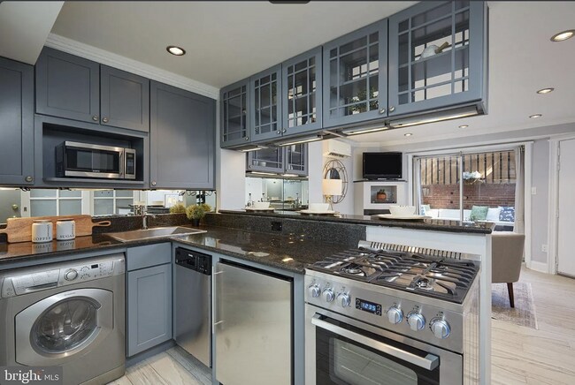 Foto del edificio - 1723 Q St NW