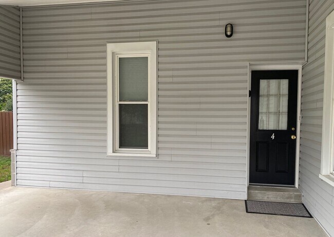 Foto del edificio - 114 N Penn St