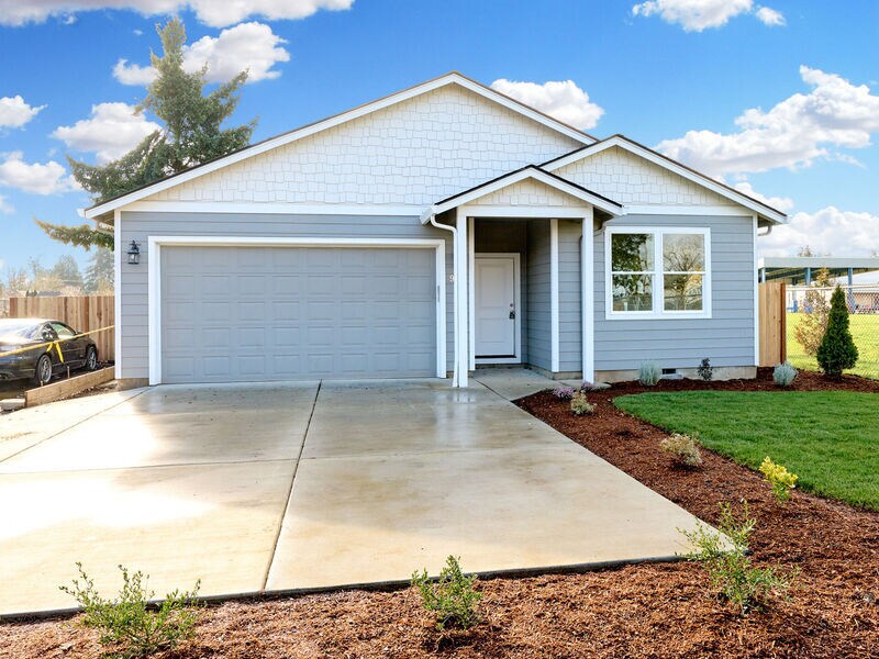 920 Hardcastle Ave, Woodburn, OR 97071 House Rental in Woodburn, OR