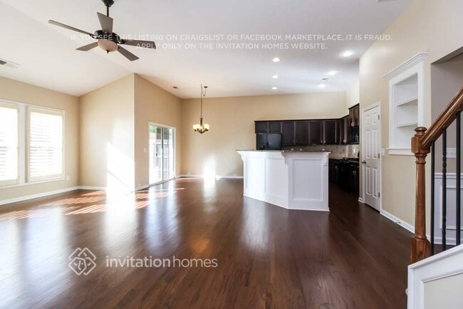 Building Photo - 921 Upland Ives Dr