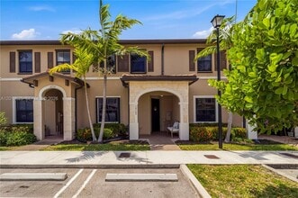 Building Photo - 10560 W 33rd Way