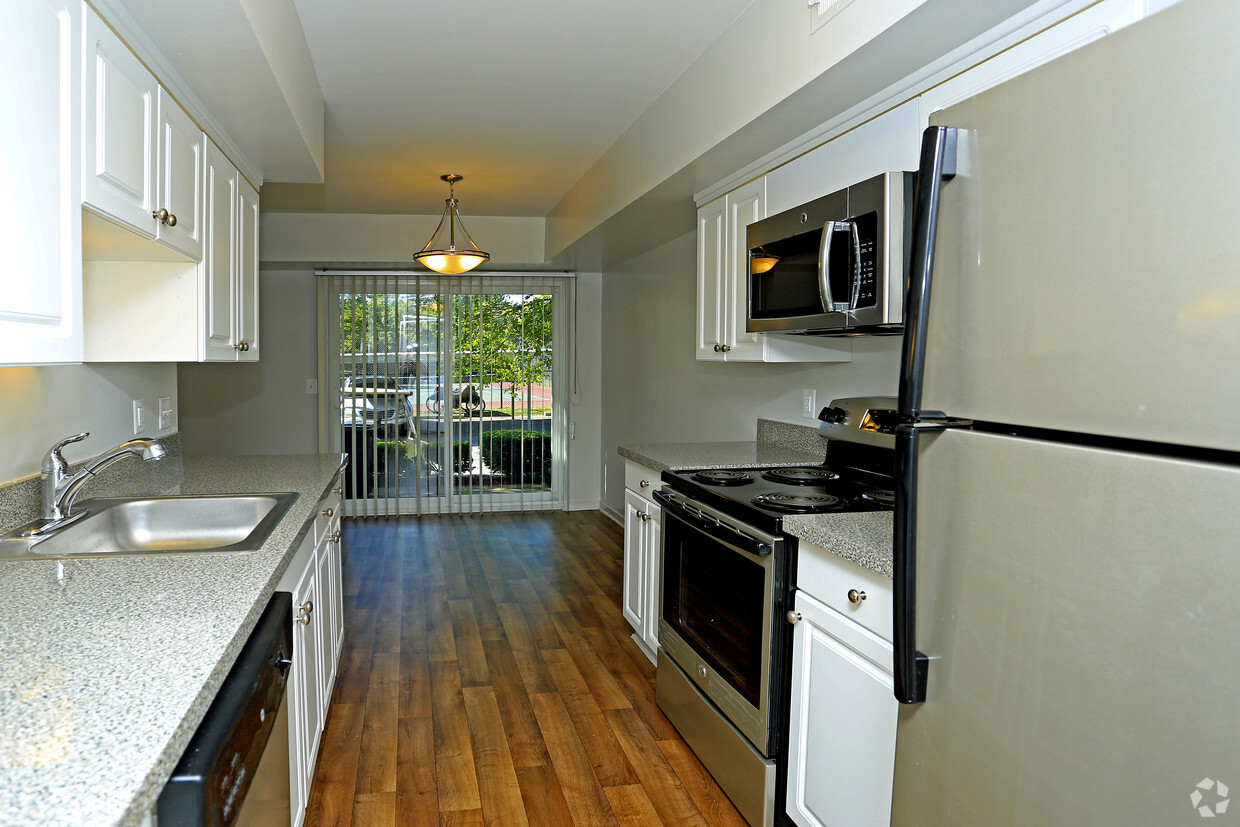 Foto principal - Foxpointe Townhomes