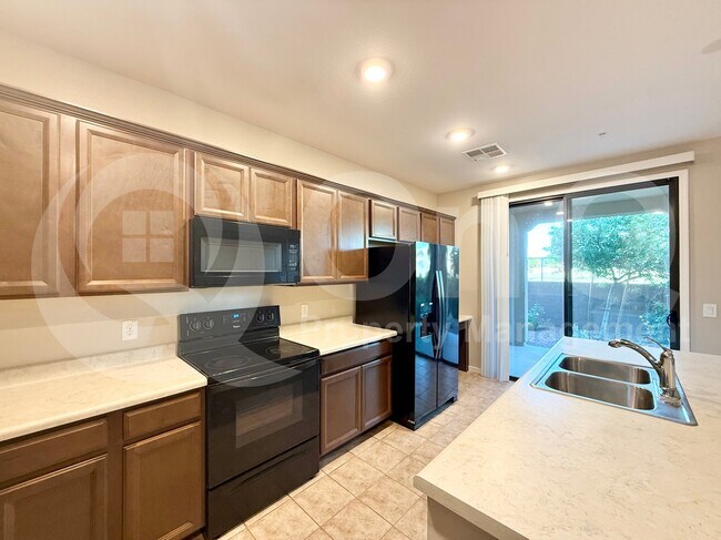 Foto del edificio - 3900 E Baseline Rd