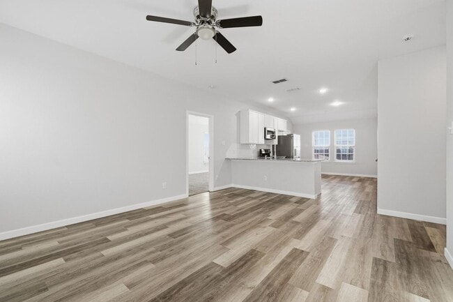 Building Photo - 2050 Lilius Street