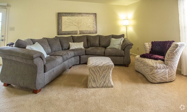 2BR,1.5BA,- 1121SF - The Townes At Jones Run