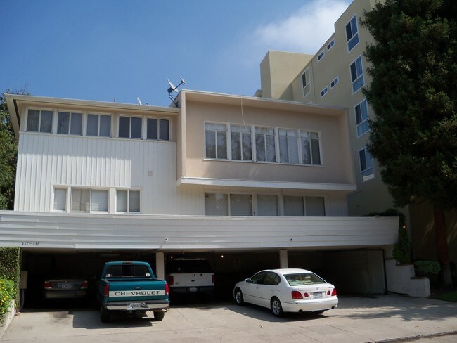 Building Photo - 446 Landfair Ave