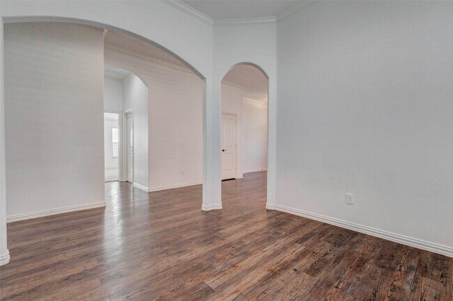 Foto del edificio - 1511 Evermore Manor Ln