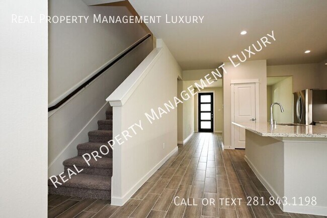 Foto del edificio - 32911 School Hl Rd