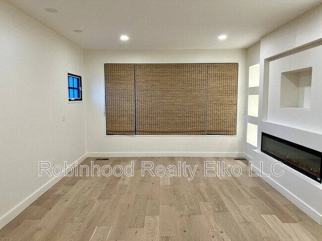 Foto del edificio - 753 Oak St