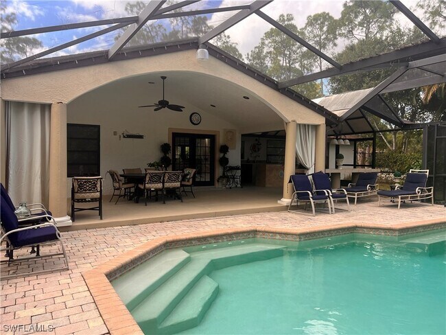 Foto del edificio - 1156 Oakes Blvd