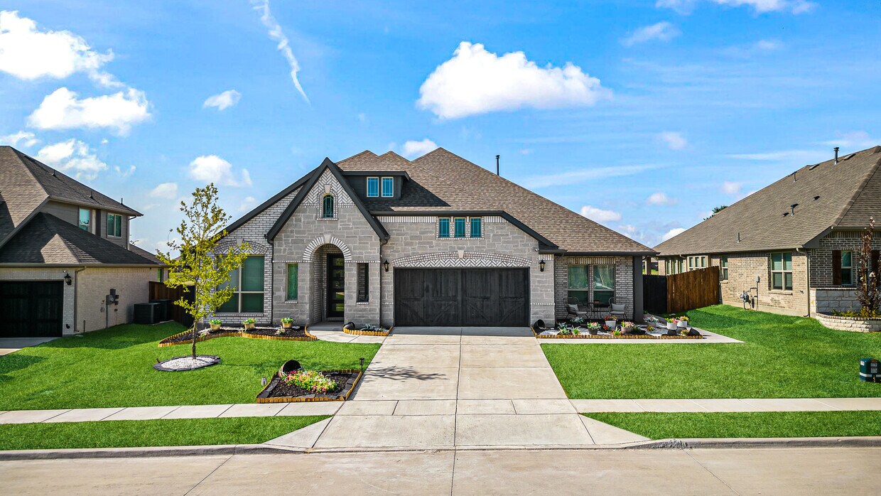 Primary Photo - 2845 Lampasas Dr