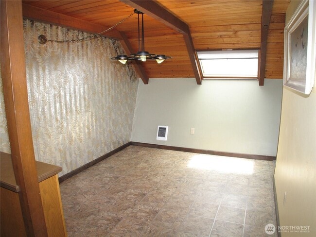 Building Photo - 33610 J Pl