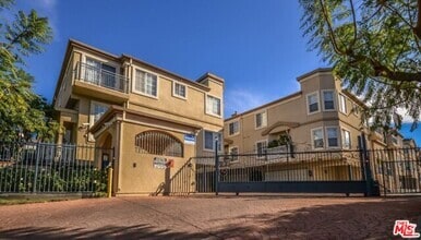 Building Photo - 4516 Ramsdell Ave