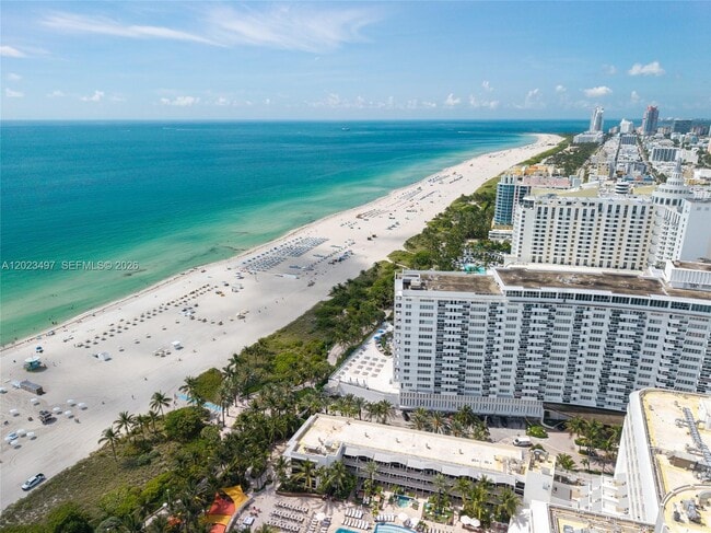 Building Photo - 100 Lincoln Rd