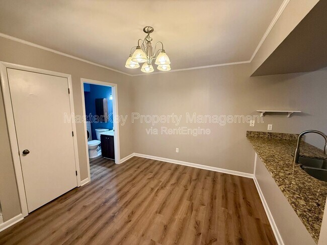 Foto del edificio - 104 Finley Forest Dr