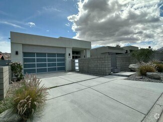 Building Photo - 54620 Avenida Juarez