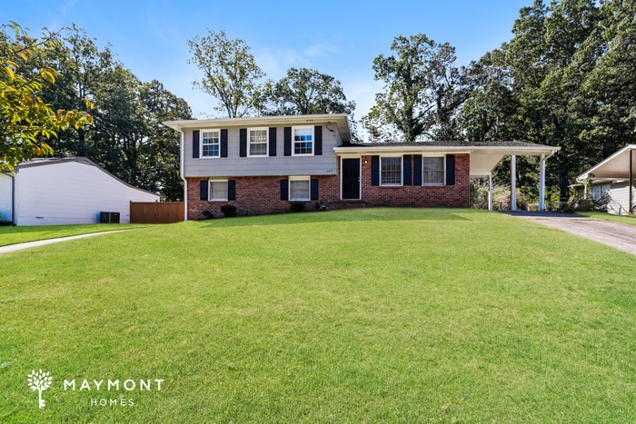 Foto principal - 2677 Luke Dr