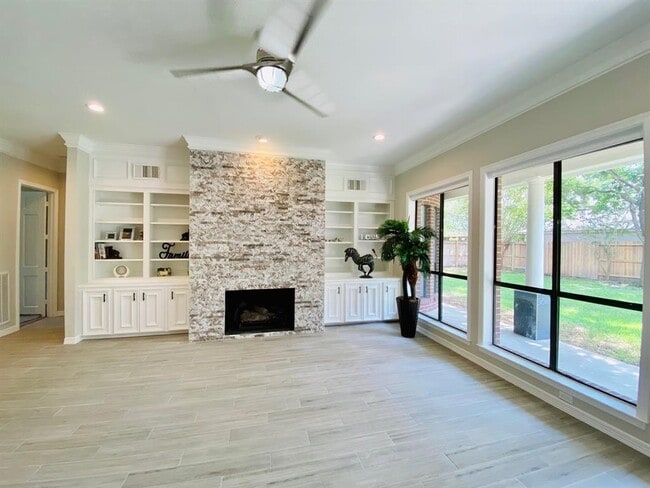 Building Photo - 14830 Sparkling Bay Ln