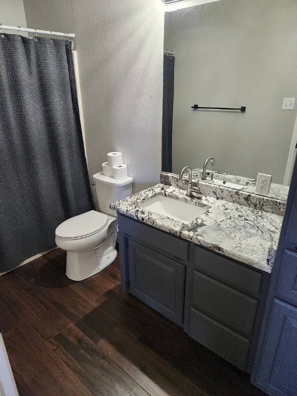Foto del edificio - 3945 Country Meadows Cir