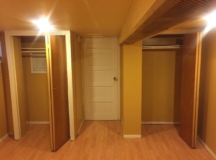 Foto principal - 1644 E 49th St