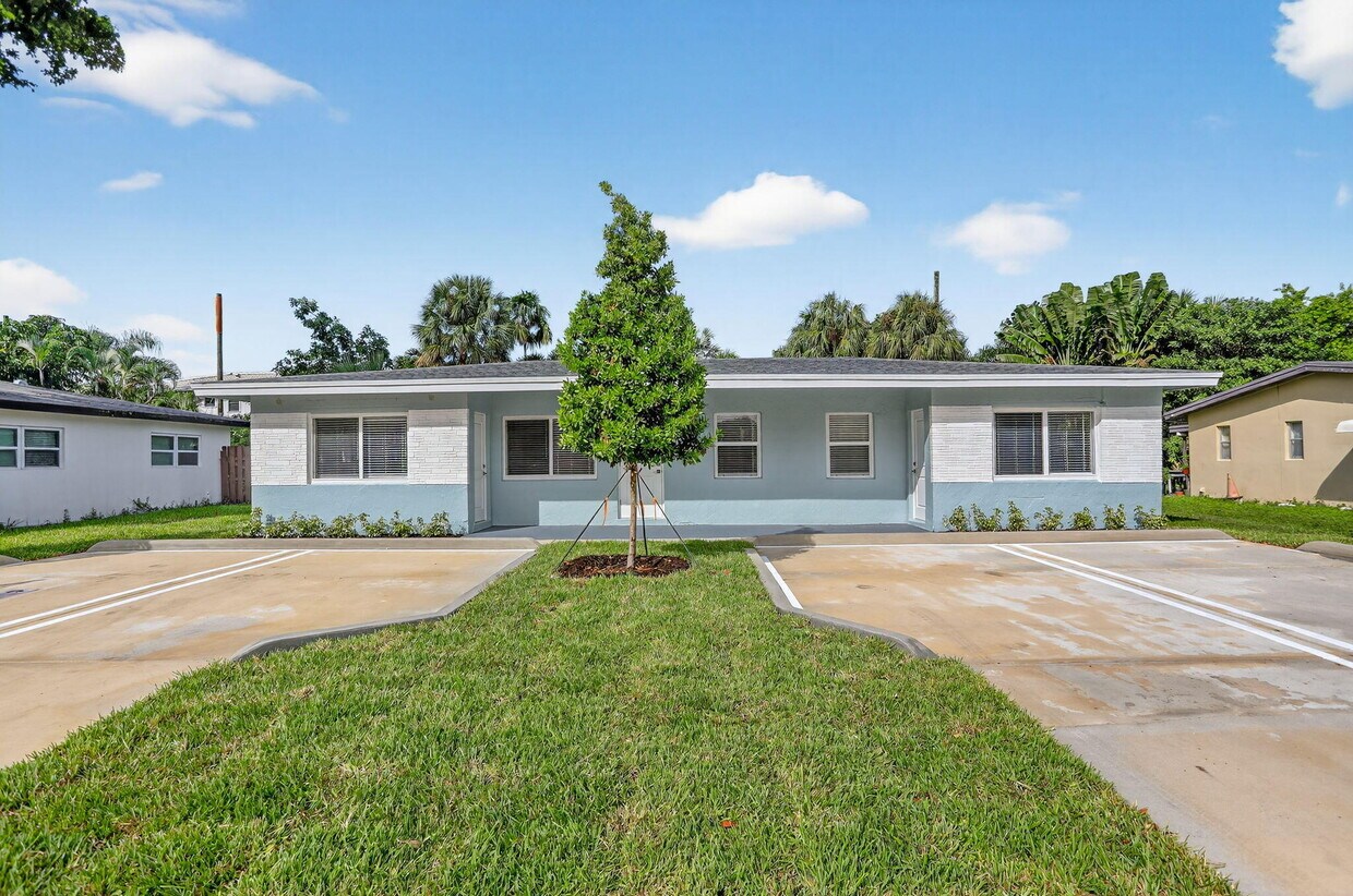 Foto principal - 1851 NE 25th Ave