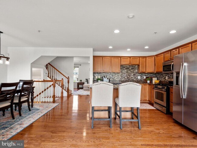 Building Photo - 232 Tall Trees Cir