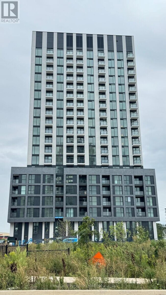 Building Photo - 3079 Trafalgar Rd