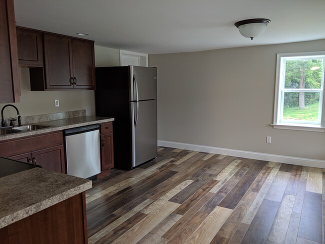 Building Photo - 4211 Mill Creek Rd