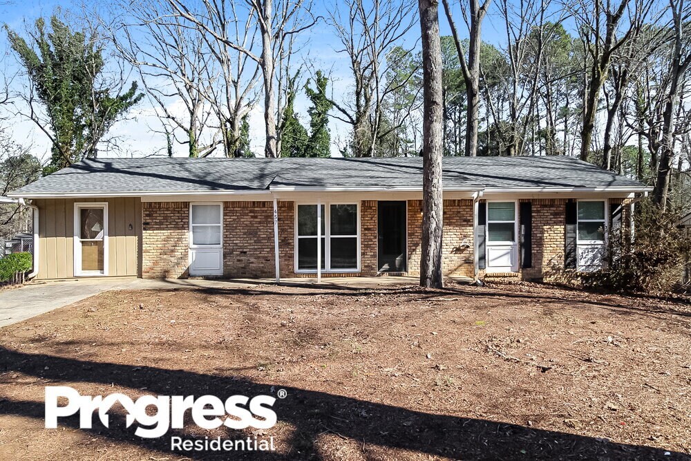 457 Mt Vista Rd, Stone Mountain, GA 30087 House Rental in Stone