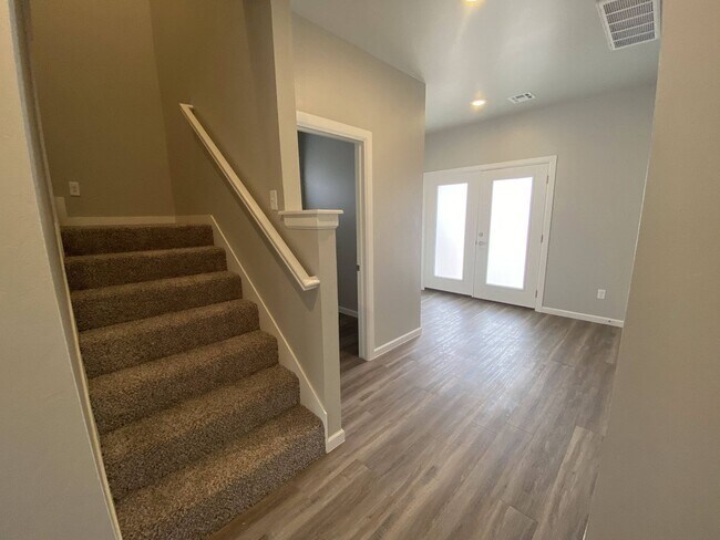 Foto del edificio - Modern Living with Prime Location!