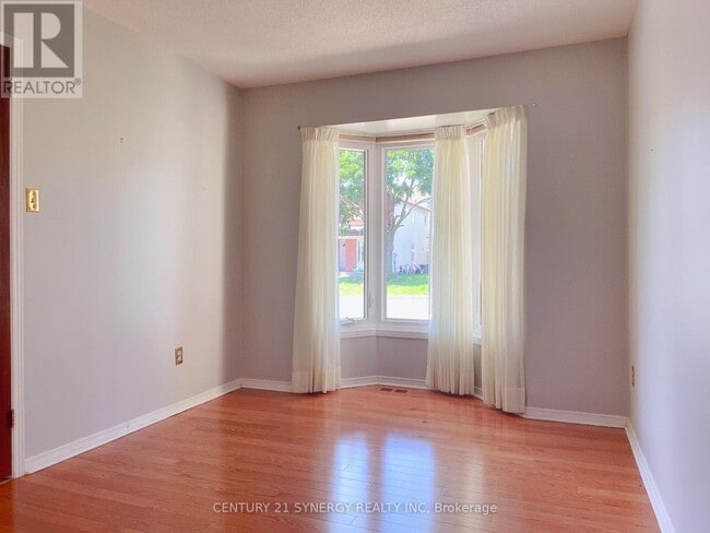 Building Photo - 3457 Wyman Crescent