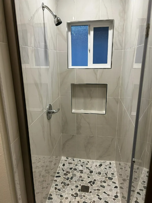 Foto del edificio - 223 W Gleason St