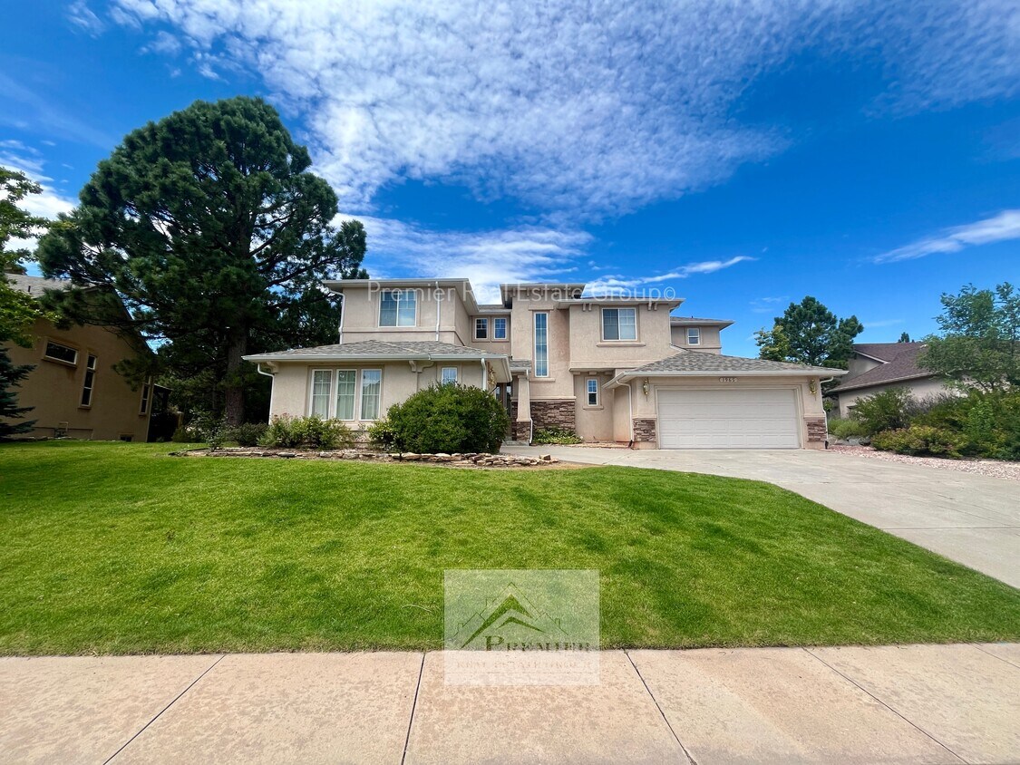 Foto principal - 1965 Quadrangle Ct