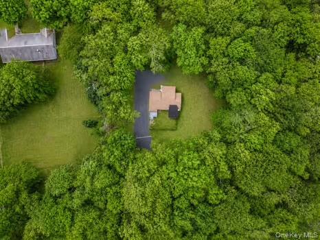 Foto del edificio - 130 Whitlock Rd