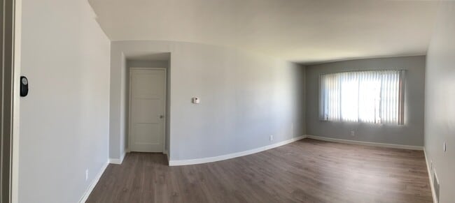 Building Photo - 4026 West Blvd