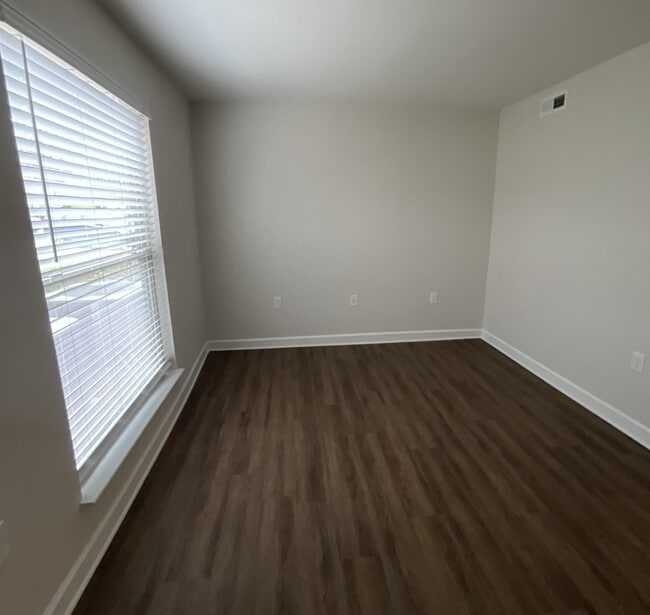 Building Photo - Wildwoods Of Lake Johnson