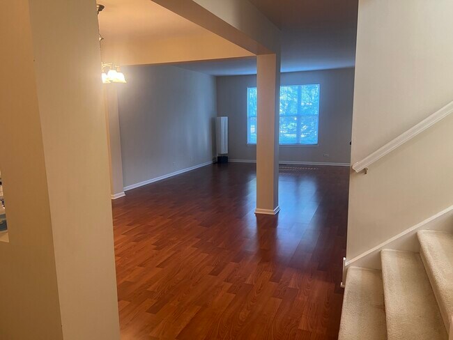 Foto del edificio - 1861 Crenshaw Cir