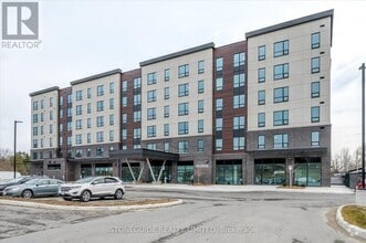 Building Photo - 420-555 BONACCORD St
