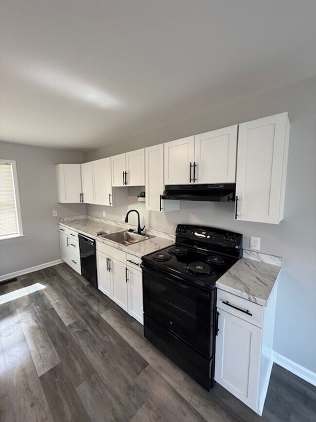 Foto del edificio - Fully Renovated House, Everything is New! ...