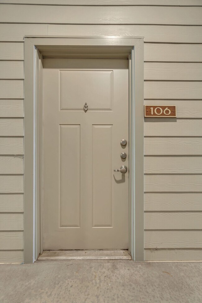 Foto del edificio - 2197 Nolensville Pk